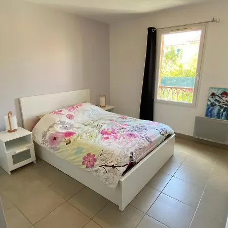 فيلة 91m2, Piscine, Clim, Calme, Proche روكبرون-سور-أرجينس